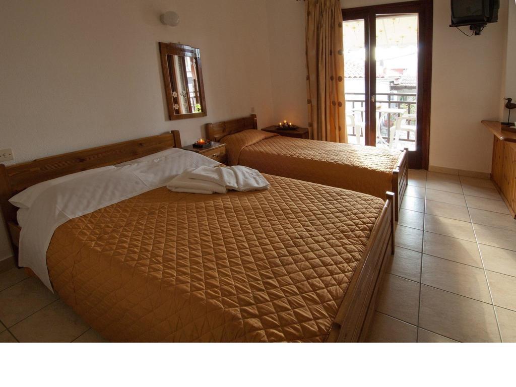 Hotel Platanidia Rum bild